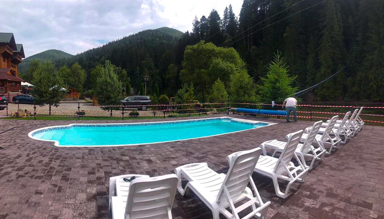 Forest House Tatariv Bagian luar foto