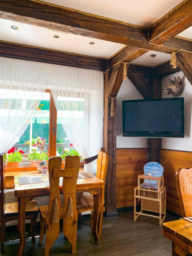 Forest House Tatariv Bagian luar foto