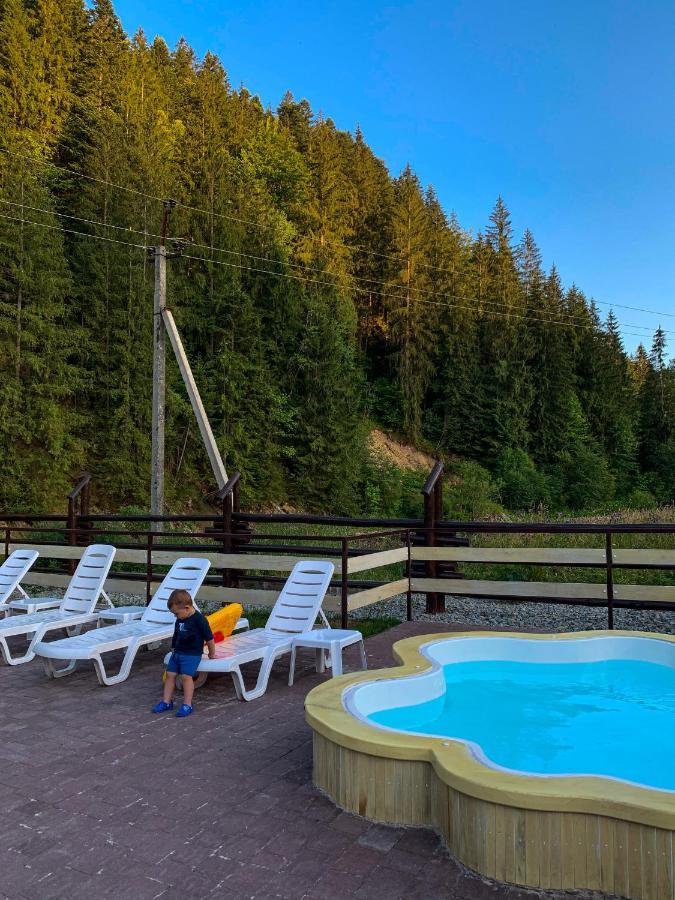 Forest House Tatariv Bagian luar foto