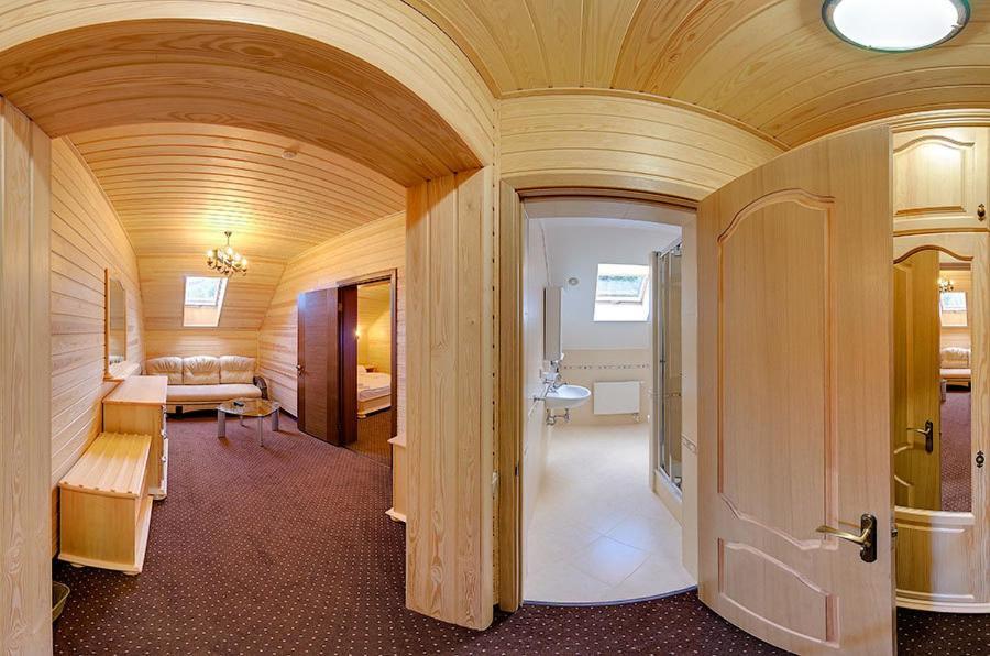 Forest House Tatariv Ruang foto