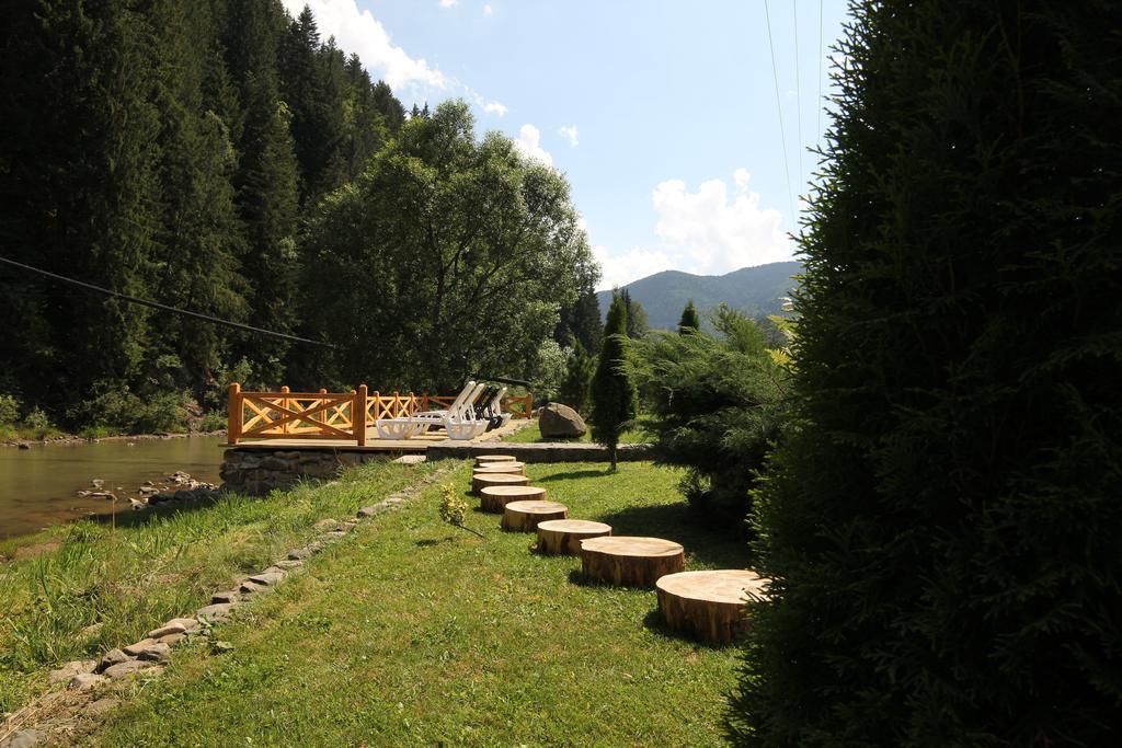 Forest House Tatariv Bagian luar foto