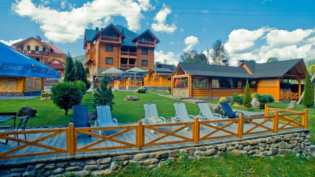 Forest House Tatariv Bagian luar foto